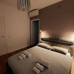 In Bed & Breakfast